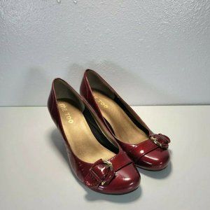 Me Too Hooray wedge heels Womens shoes burgundy Brown patent leather Size 8M
